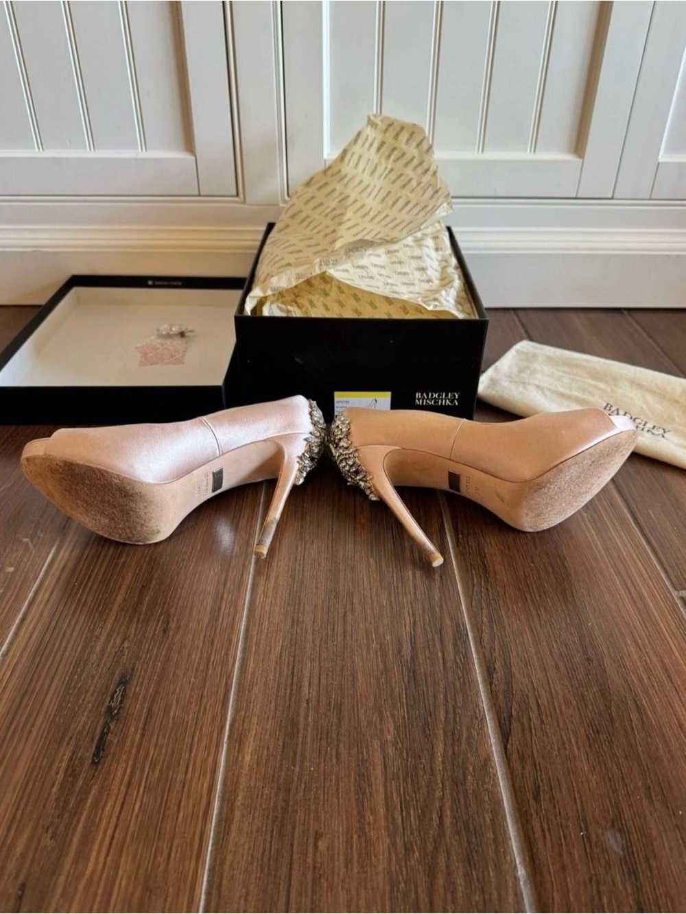 Badgley Mischka Kiara Heels, women’s size 8 - Picture 9 of 9